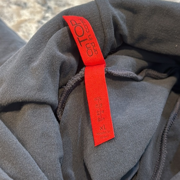 Spanx | On Top & In Control Long Sleeve Turtleneck in Graphite Gray Size XL - Picture 11 of 11